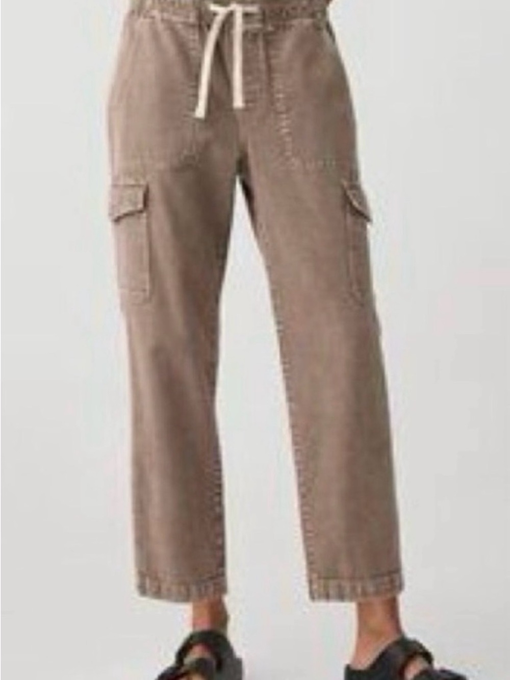 EUC GAP Mid-Rise Pull-On Easy Cargo Jeans in Tan Size Small - Picture 2 of 15